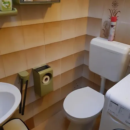 Kana Apartment *