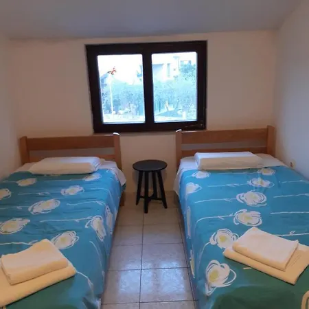 Kana Apartment *